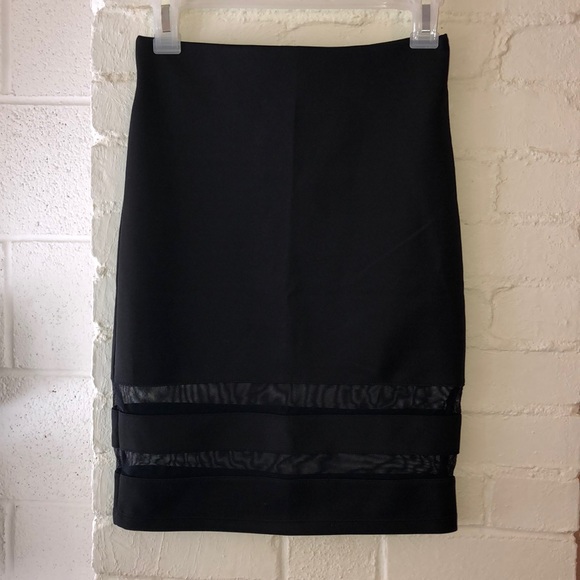 H&M black skirt. Sheer stripes. Great condition - Picture 1 of 4